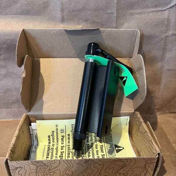 Yakima Blockhead Fork Mount - Picture 3 of 3